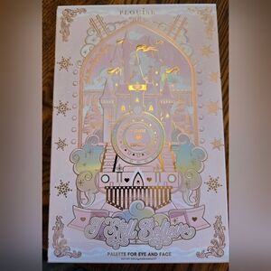 P.Louise I Still Believe Eye and Face Palette